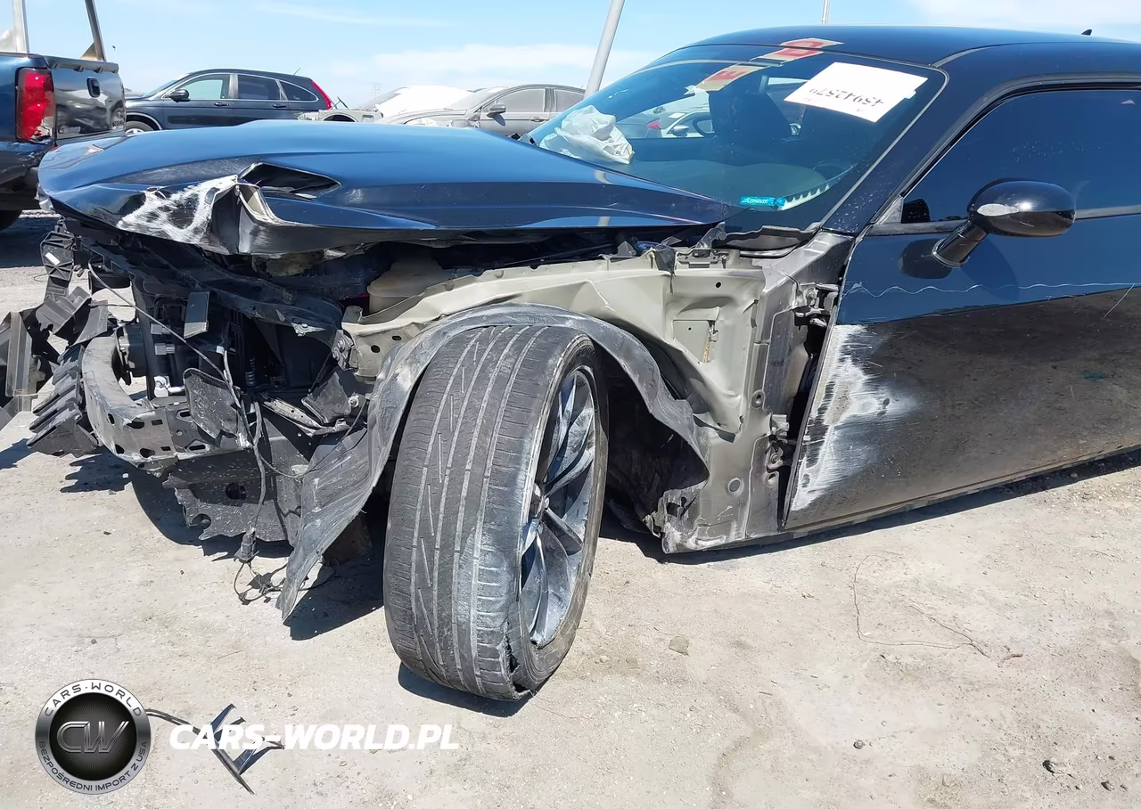 2018 Dodge Challenger Sxt Plus VIN:2C3CDZAG1JH280594 - 6