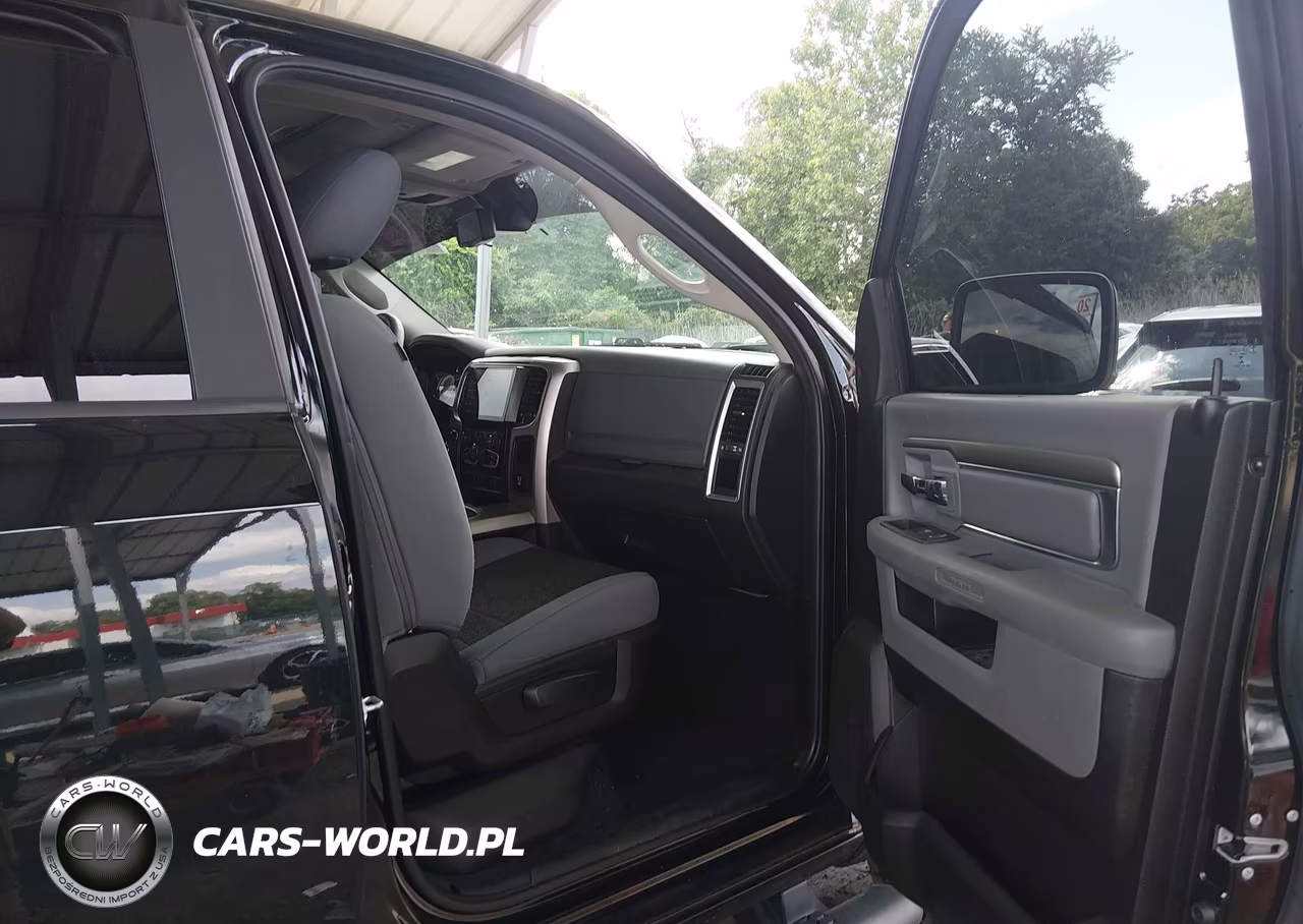 2019 Ram 1500 Classic Warlock 4X4 6'4 Box VIN:1C6RR7GGXKS632365 - 5