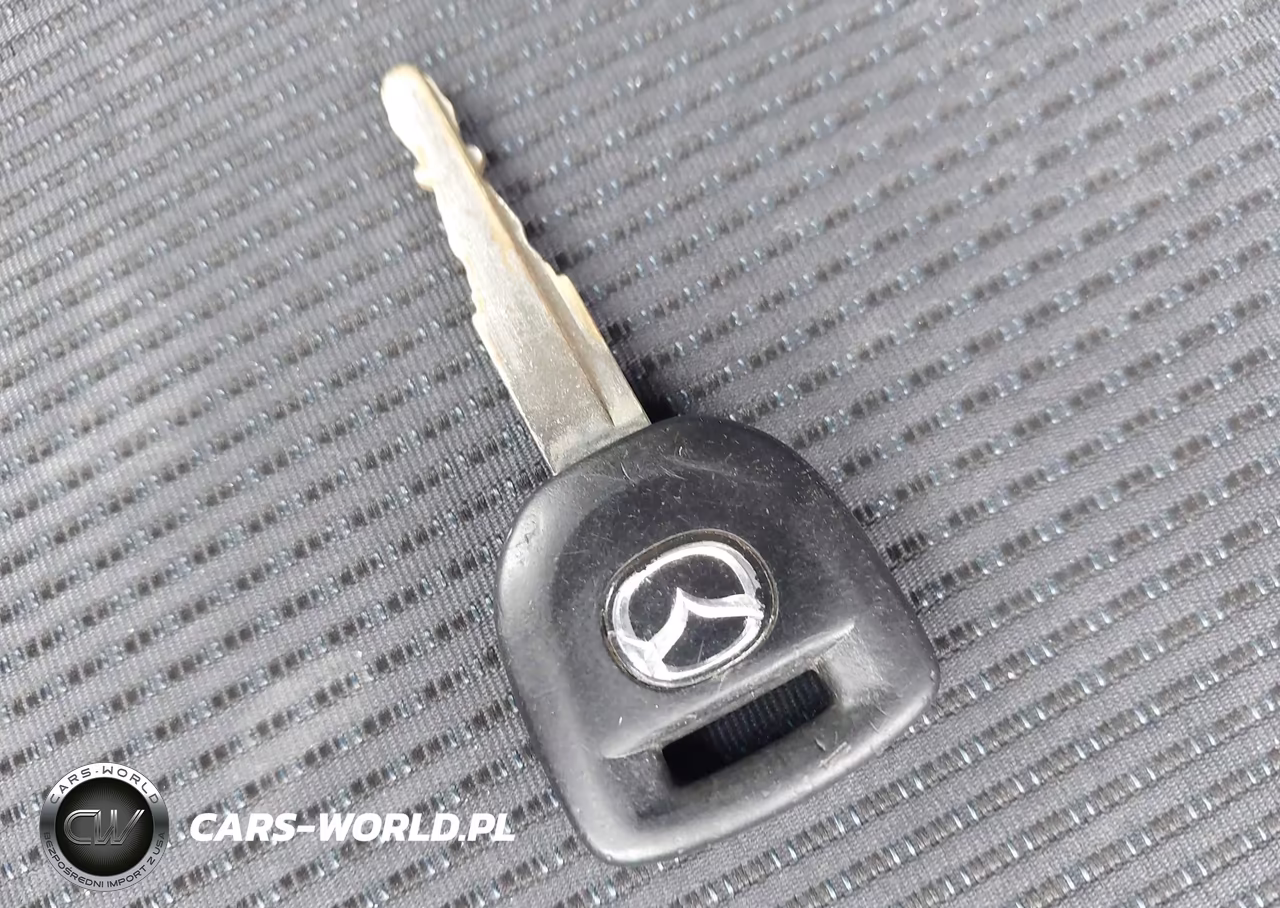 2011 Mazda Mazda3 I Sport VIN:JM1BL1UG9B1464155 - 11
