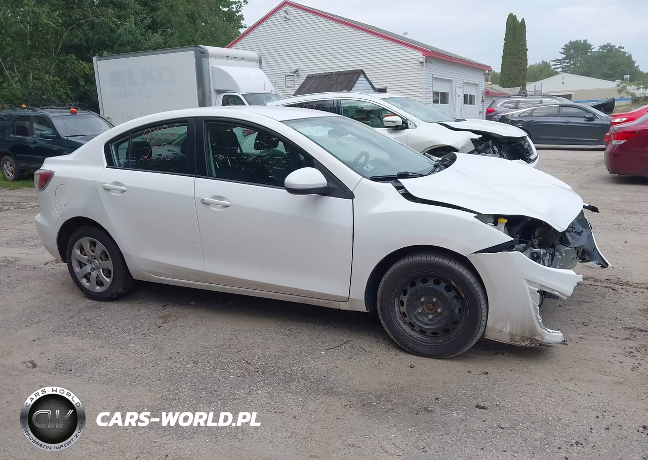 2011 Mazda Mazda3 I Sport VIN:JM1BL1UG9B1464155 - 14