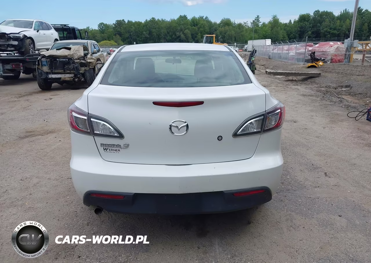 2011 Mazda Mazda3 I Sport VIN:JM1BL1UG9B1464155 - 15
