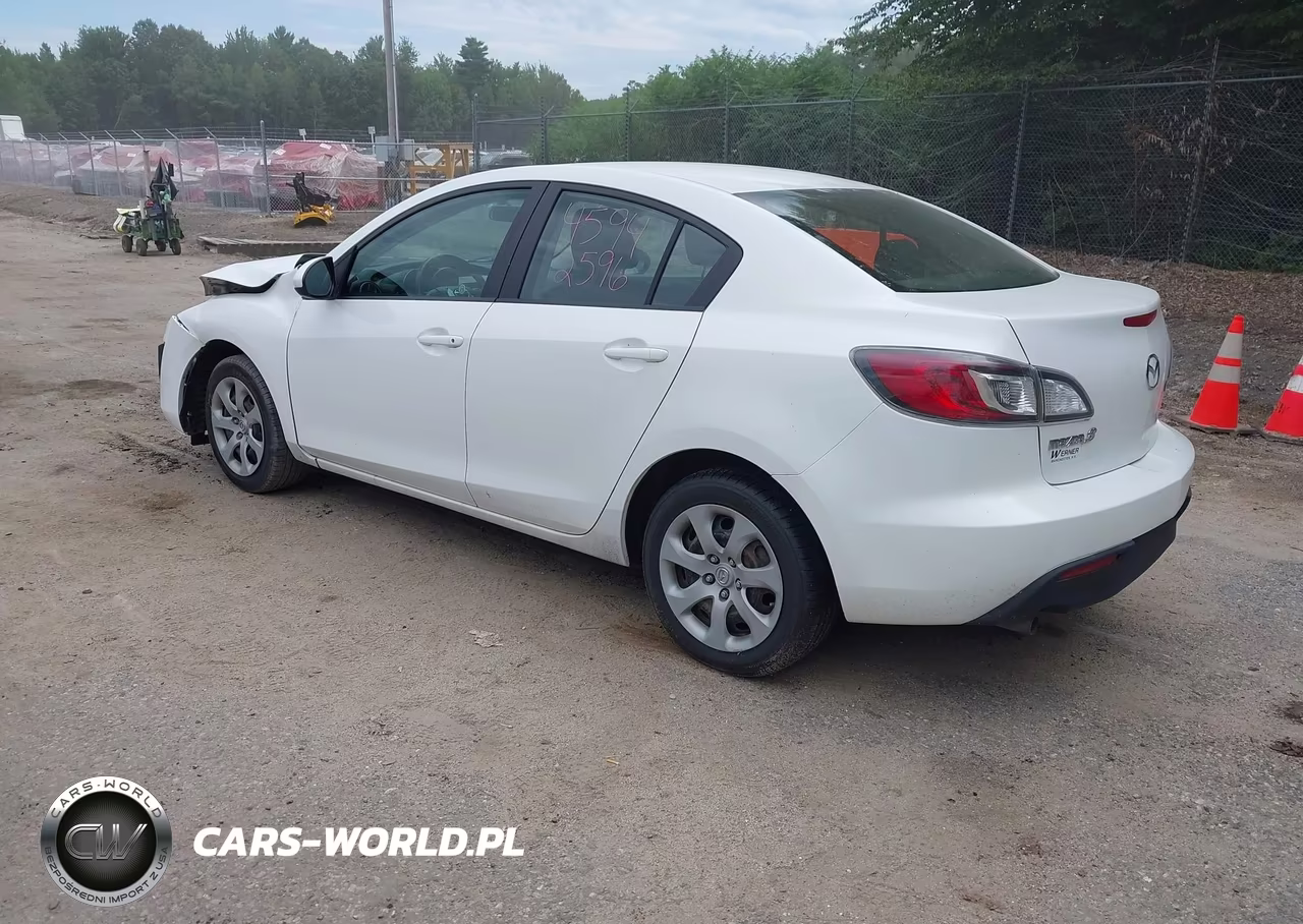 2011 Mazda Mazda3 I Sport VIN:JM1BL1UG9B1464155 - 3