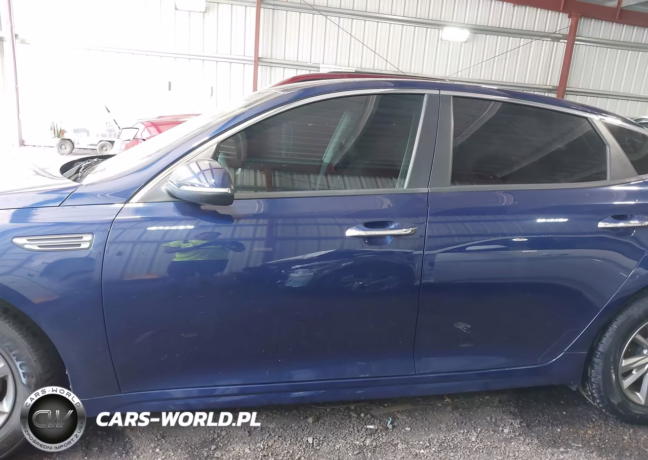 2019 Kia Optima Lx VIN:5XXGT4L31KG375903 - 15