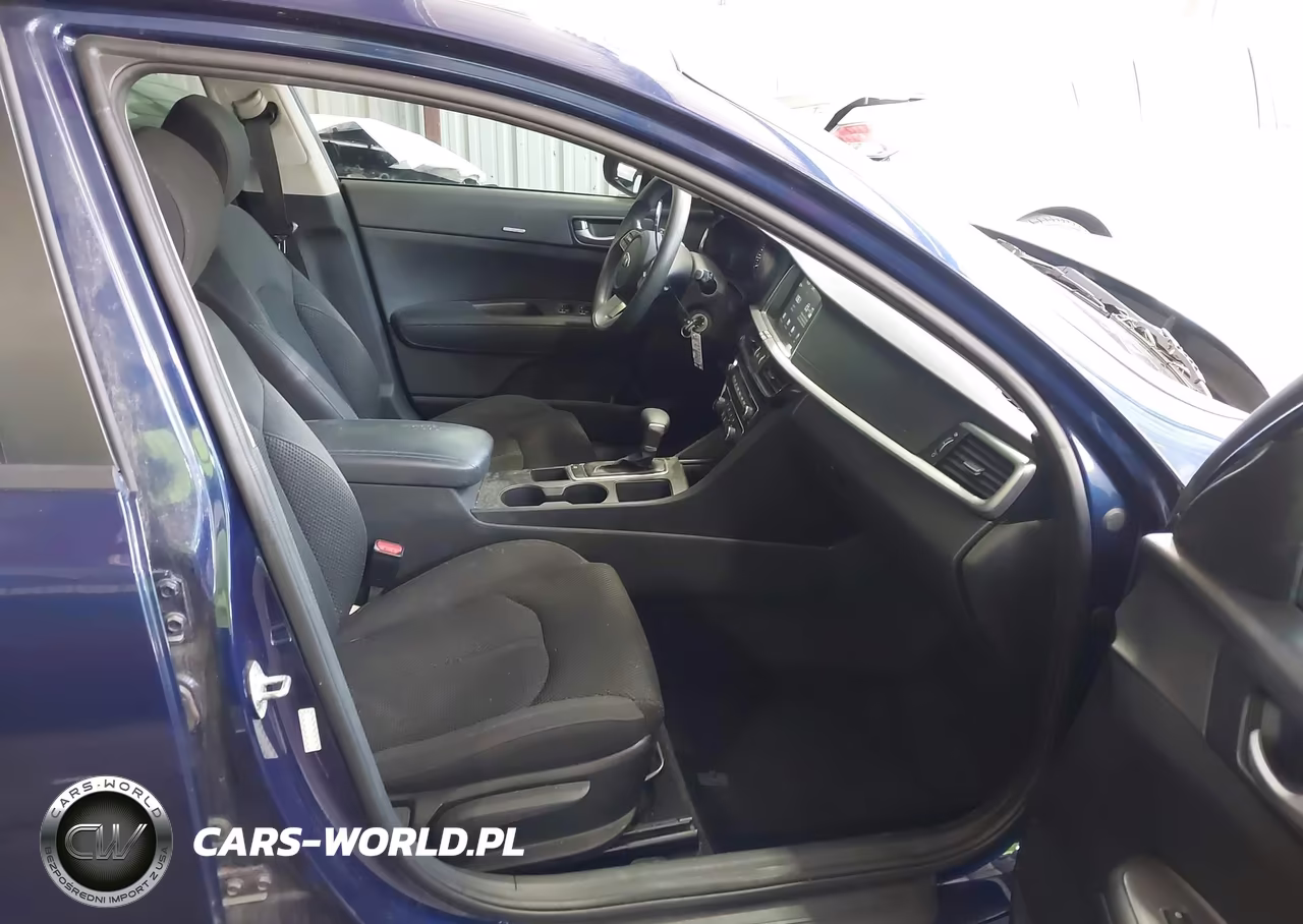 2019 Kia Optima Lx VIN:5XXGT4L31KG375903 - 5