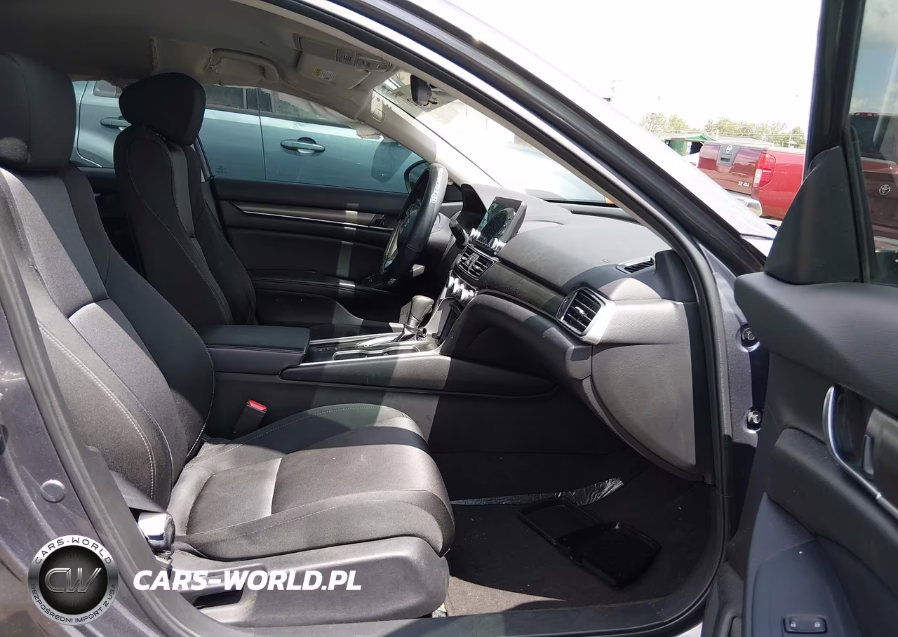 2018 Honda Accord Lx VIN:1HGCV1F15JA268303 - 5
