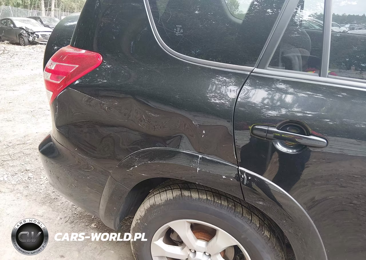 2010 Toyota Rav4 Limited VIN:JTMDF4DV1AD038781 - 18