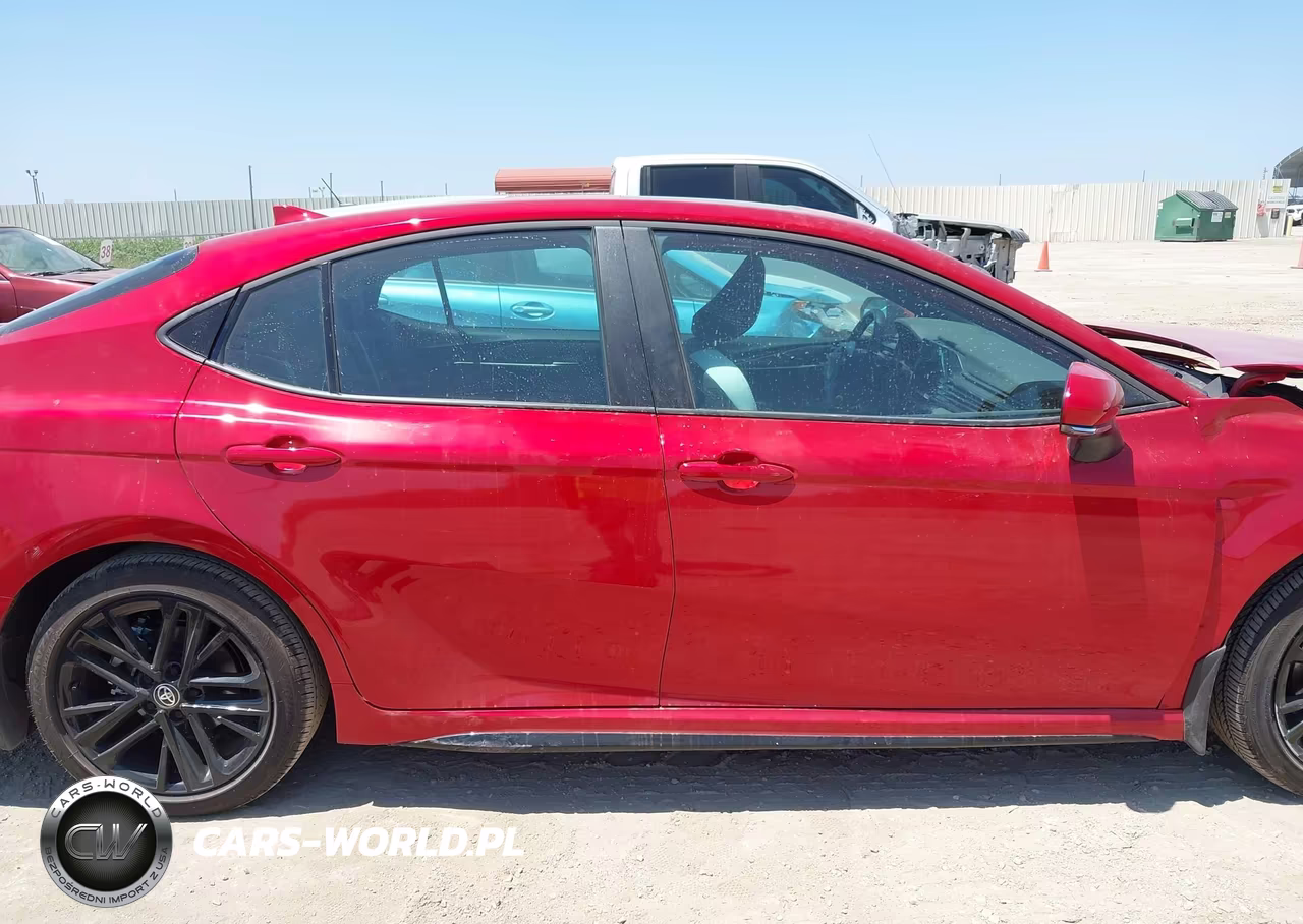 2026 Toyota Camry Se VIN:4T1DAACK8TU322315 - 14