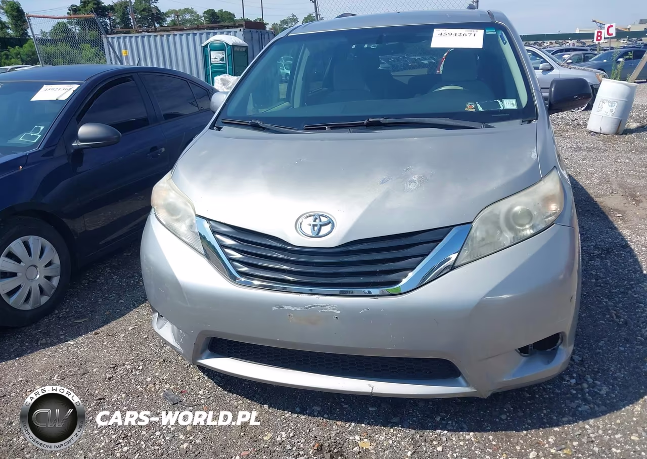 2014 Toyota Sienna Le 7 Passenger VIN:5TDJK3DC4ES081559 - 12