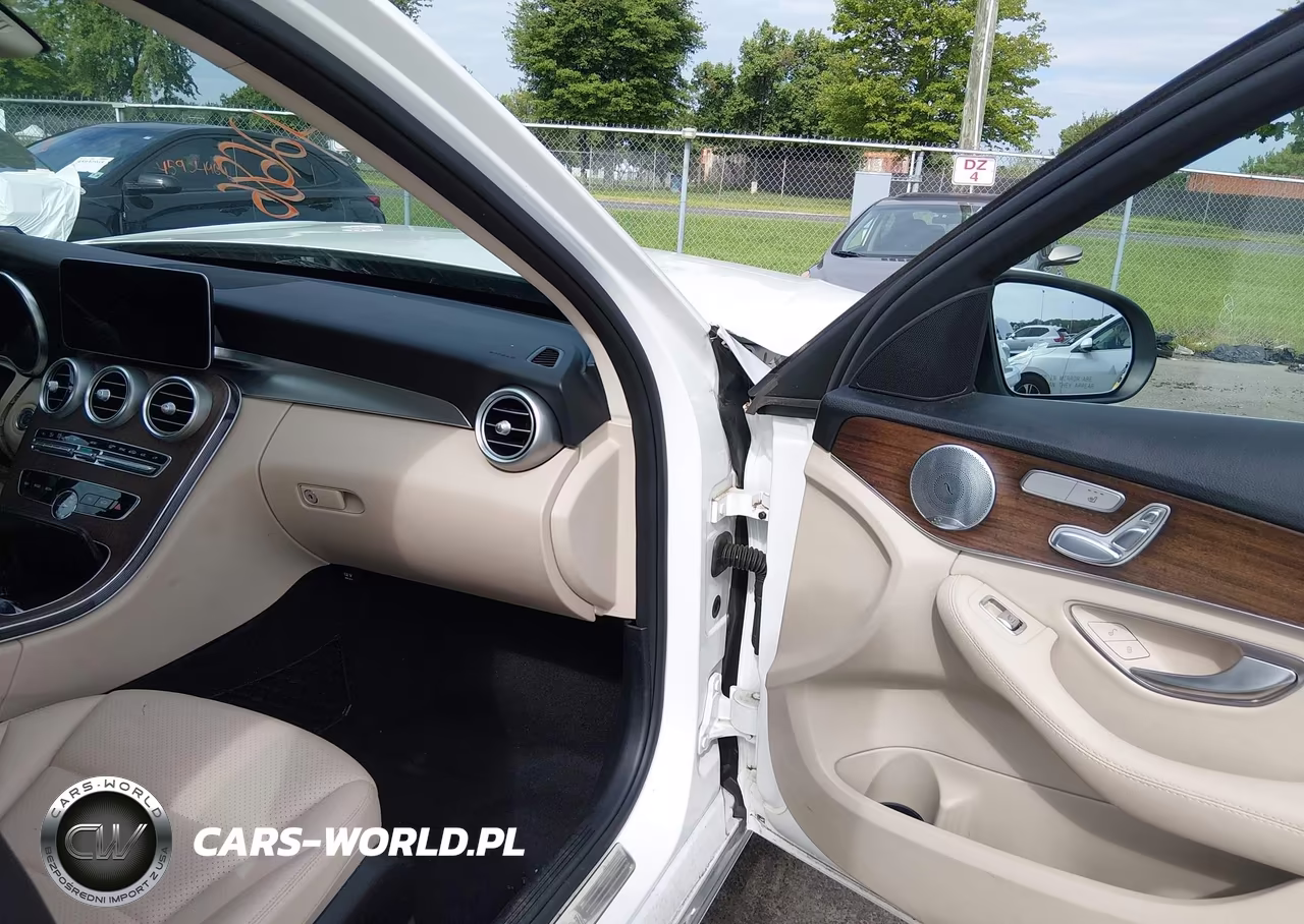 2019 Mercedes-Benz C 300 4Matic VIN:55SWF8EB7KU310165 - 5