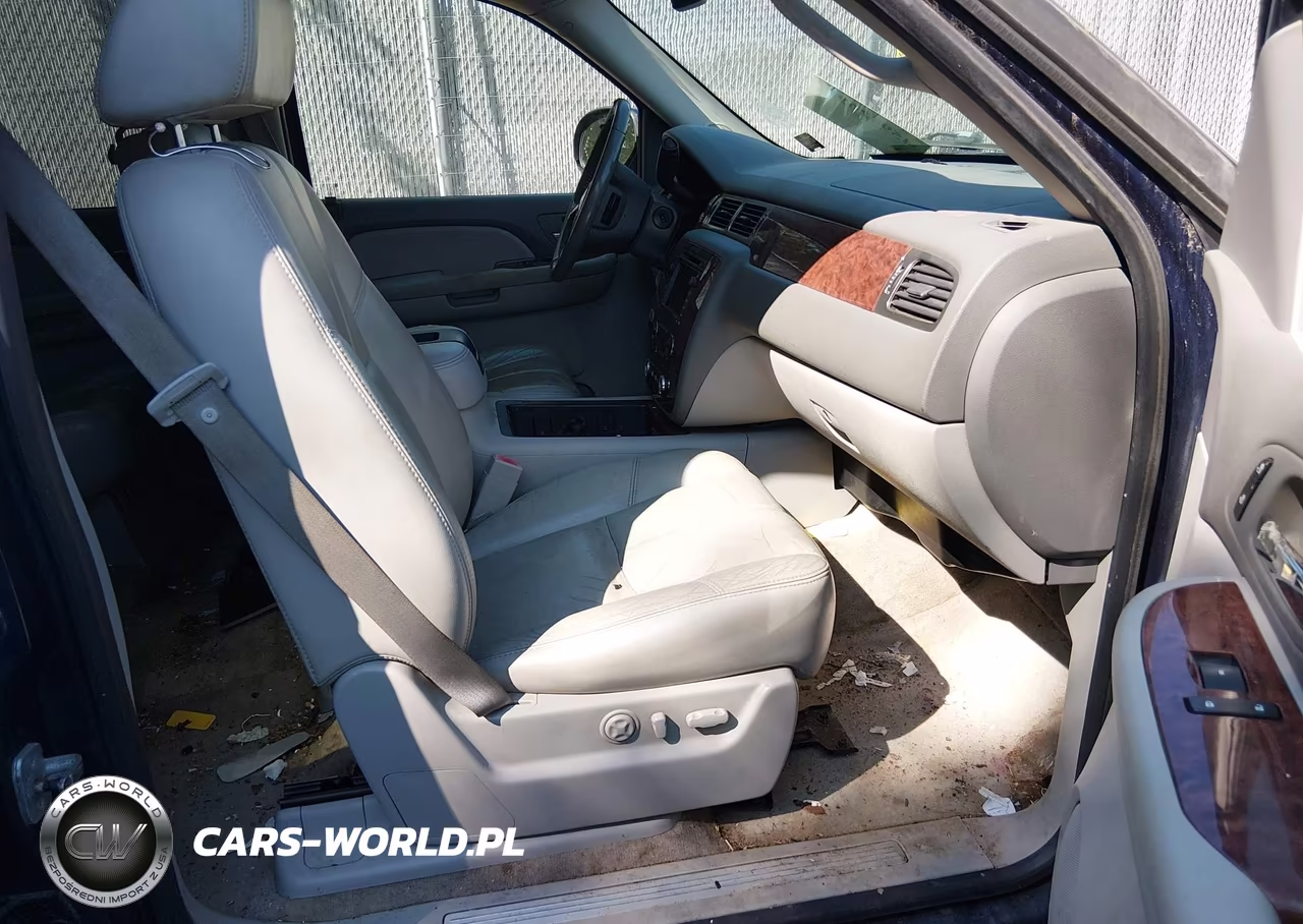2007 Chevrolet Suburban Lt VIN:1GNFK16387J214323 - 5