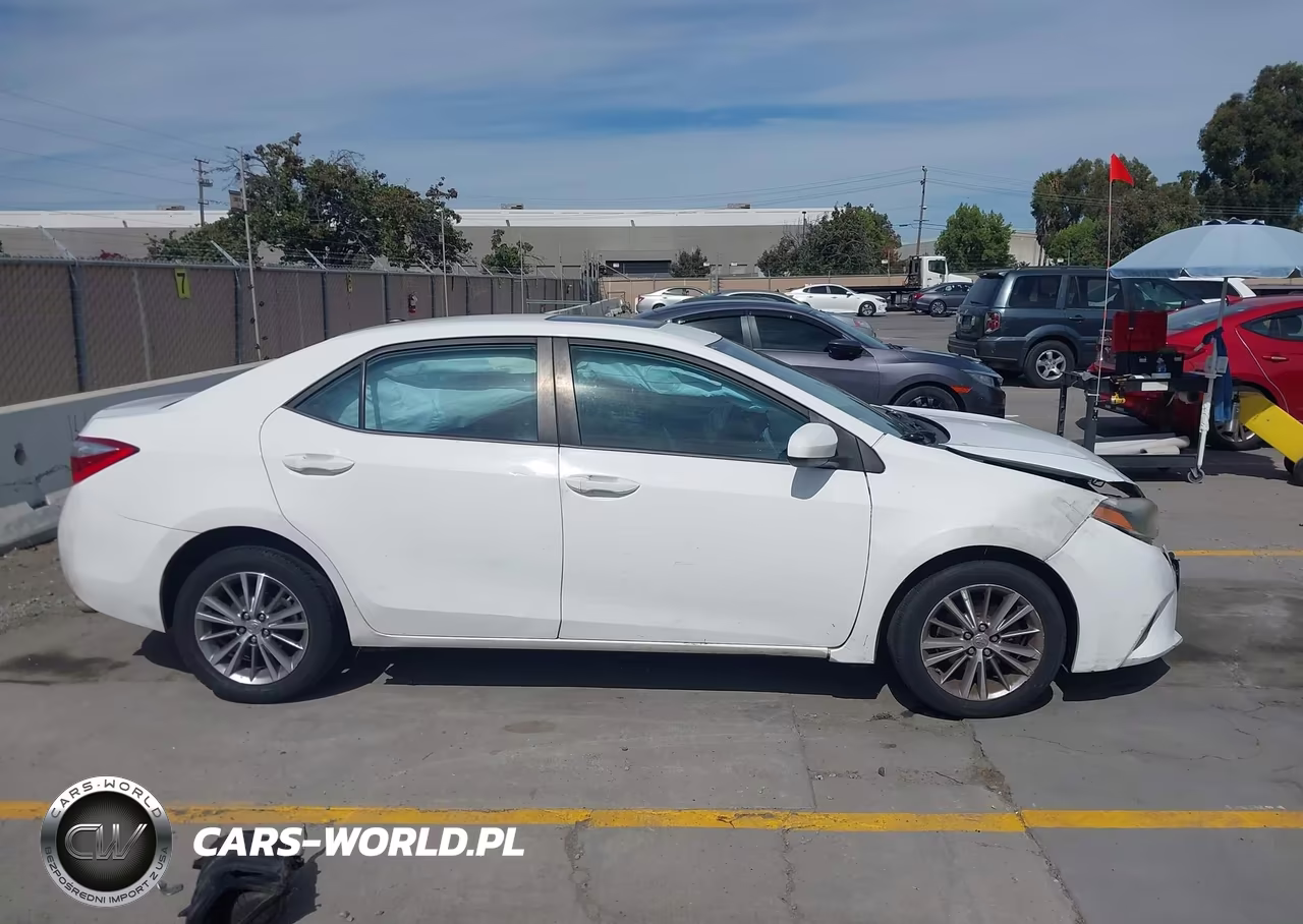 2014 Toyota Corolla Le Premium VIN:5YFBURHEXEP033960 - 14