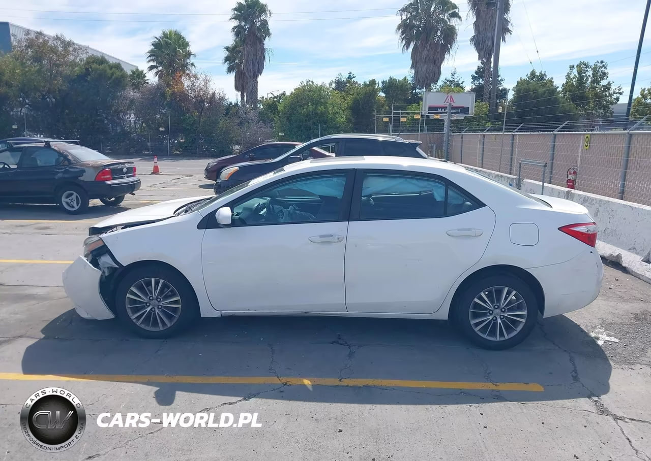 2014 Toyota Corolla Le Premium VIN:5YFBURHEXEP033960 - 15