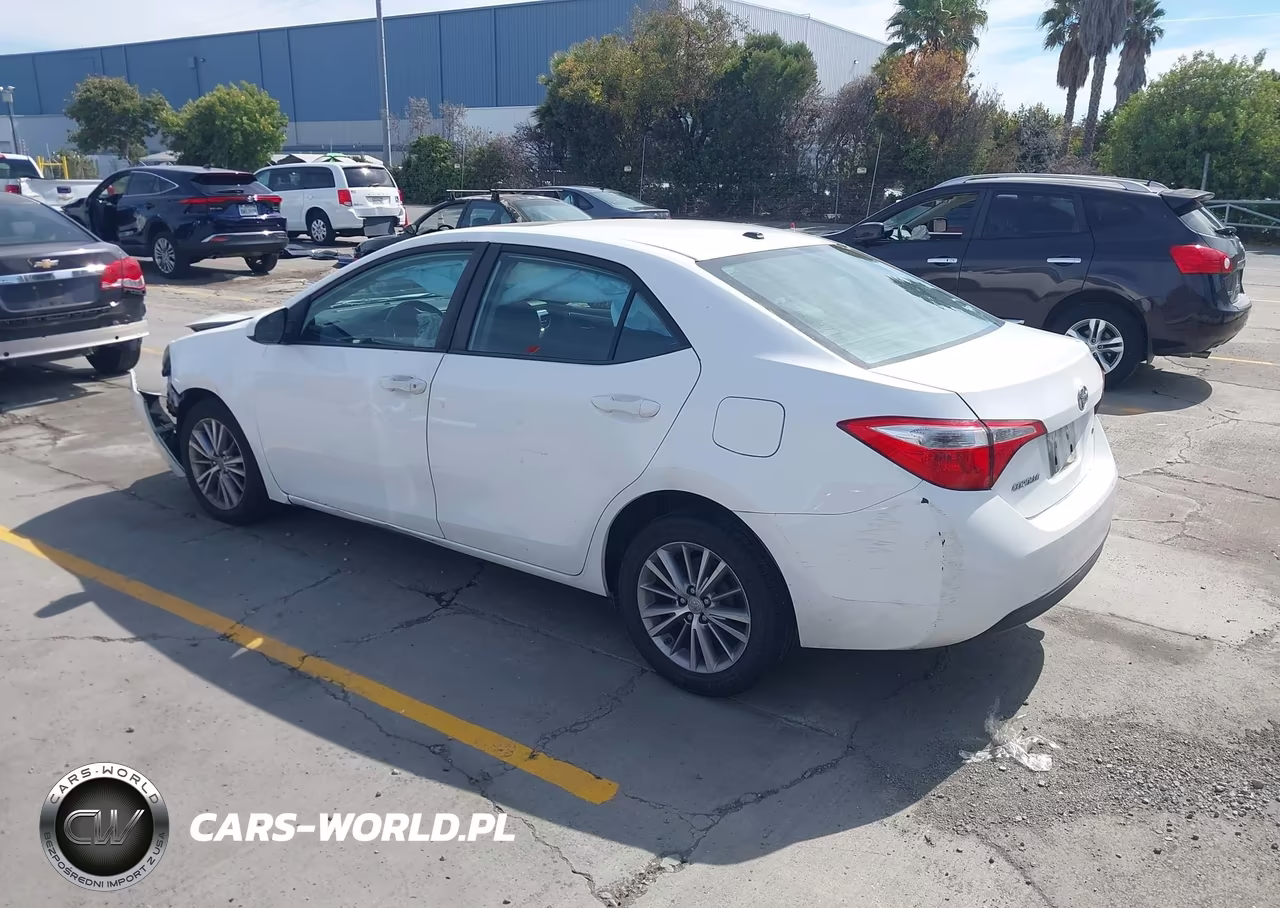 2014 Toyota Corolla Le Premium VIN:5YFBURHEXEP033960 - 3