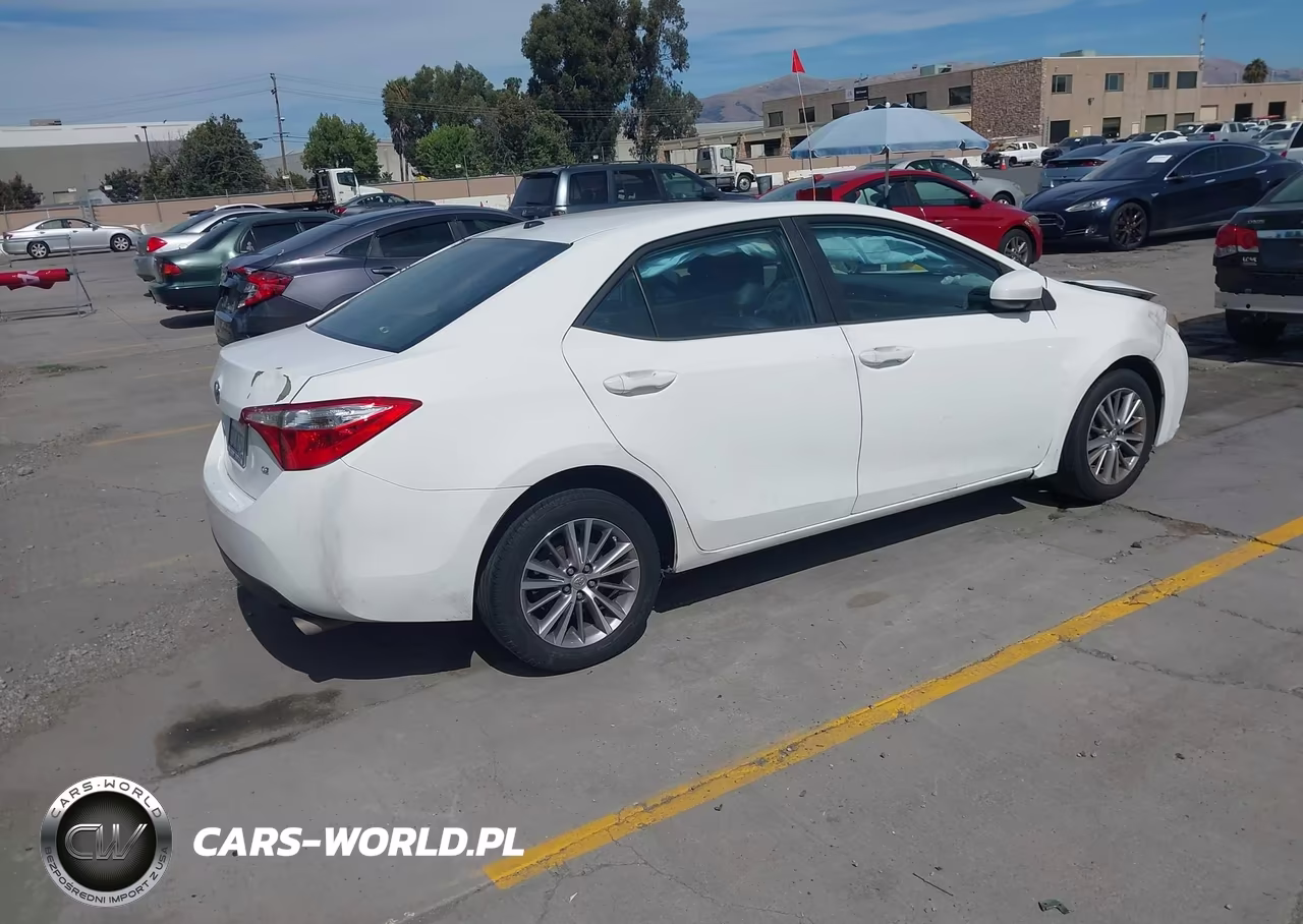2014 Toyota Corolla Le Premium VIN:5YFBURHEXEP033960 - 4