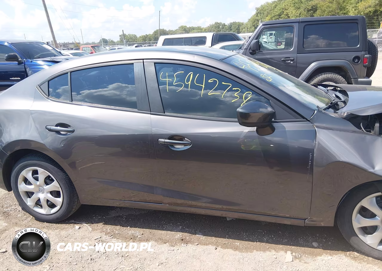 2018 Mazda Mazda3 Sport VIN:3MZBN1U74JM183809 - 13