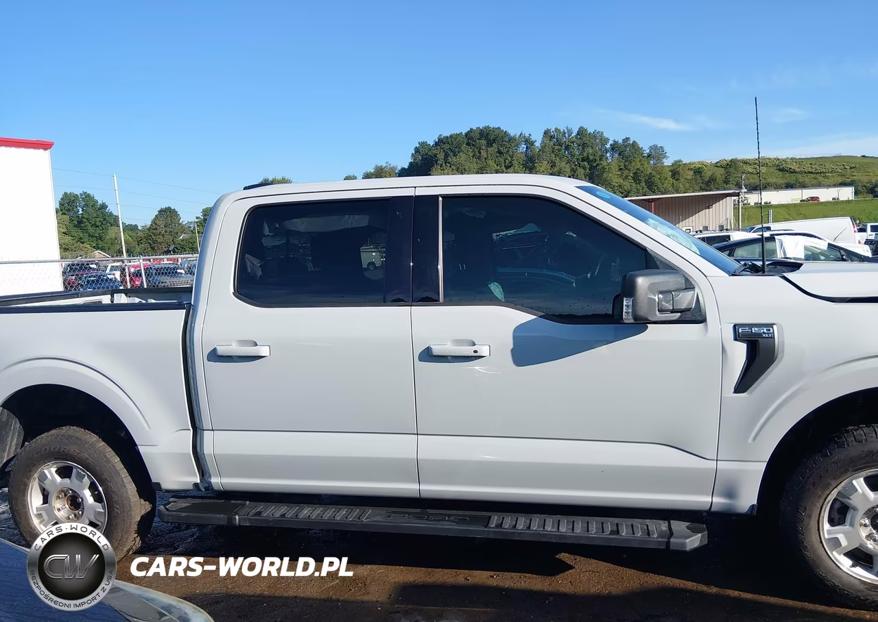 2023 Ford F-150 Xlt VIN:1FTFW1E82PFB31788 - 14