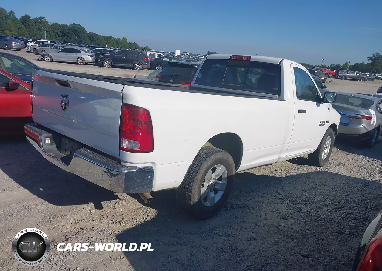 2015 Ram 1500 Tradesman VIN:3C6JR6DT1FG539790 - 4