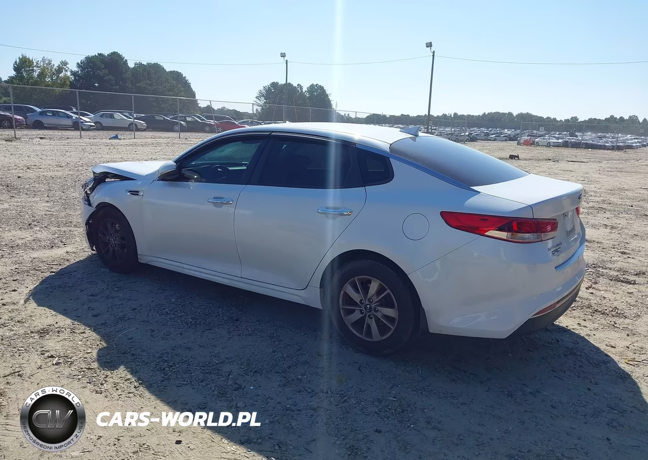 2017 Kia Optima Lx VIN:5XXGT4L39HG140027 - 3