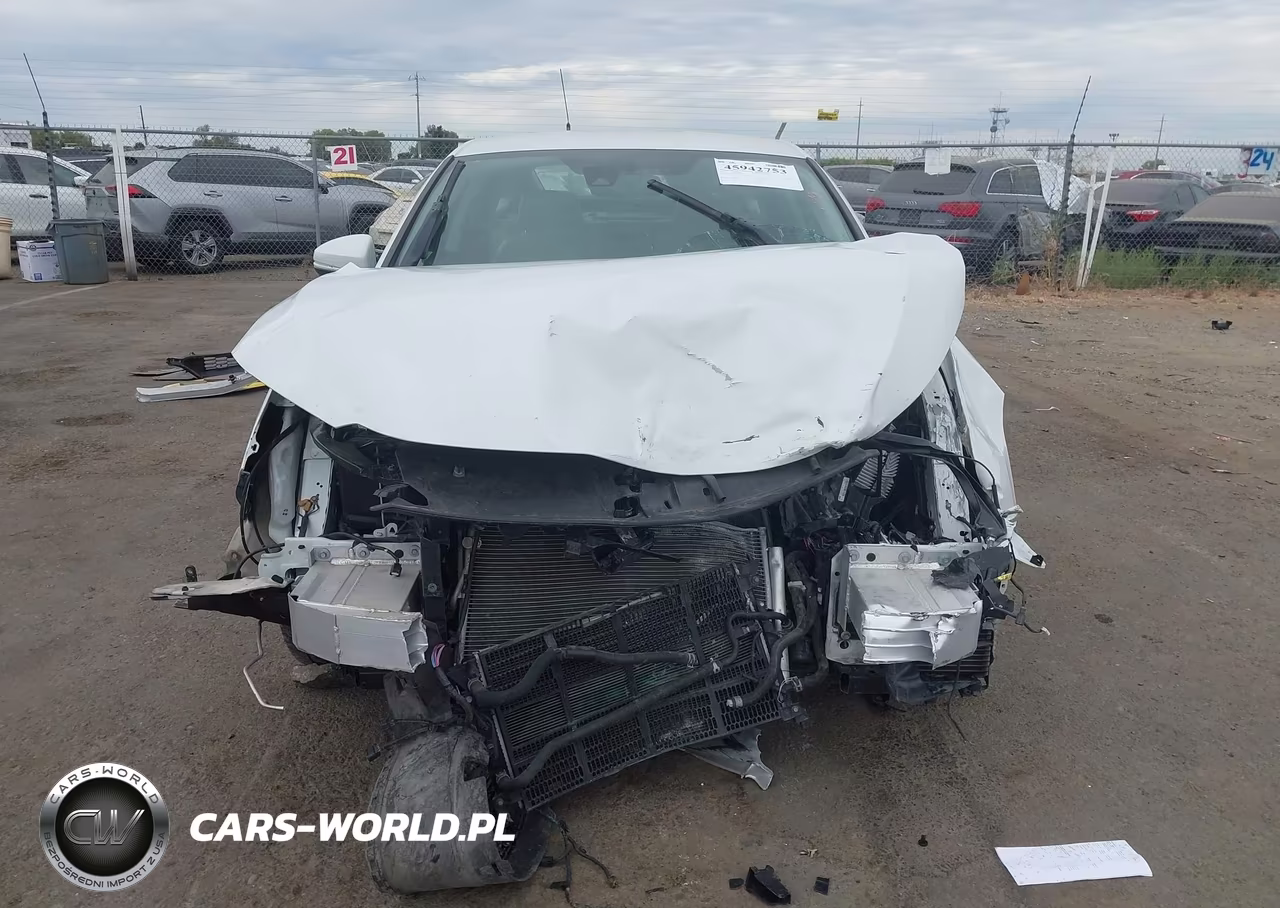 2020 Honda Clarity Plug-In Hybrid VIN:JHMZC5F17LC000428 - 12