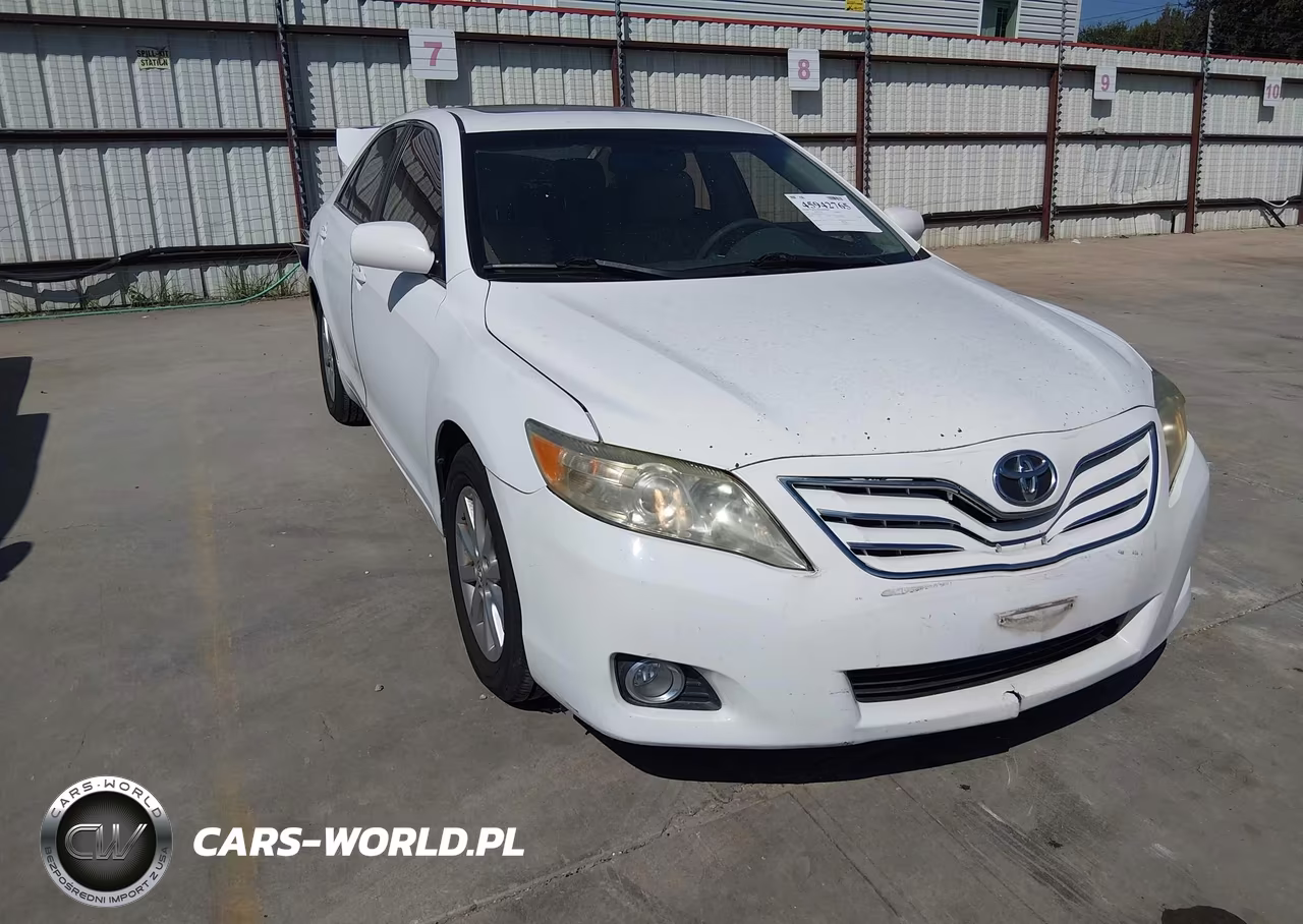 2010 Toyota Camry Xle – zdjęcie 1 z 18