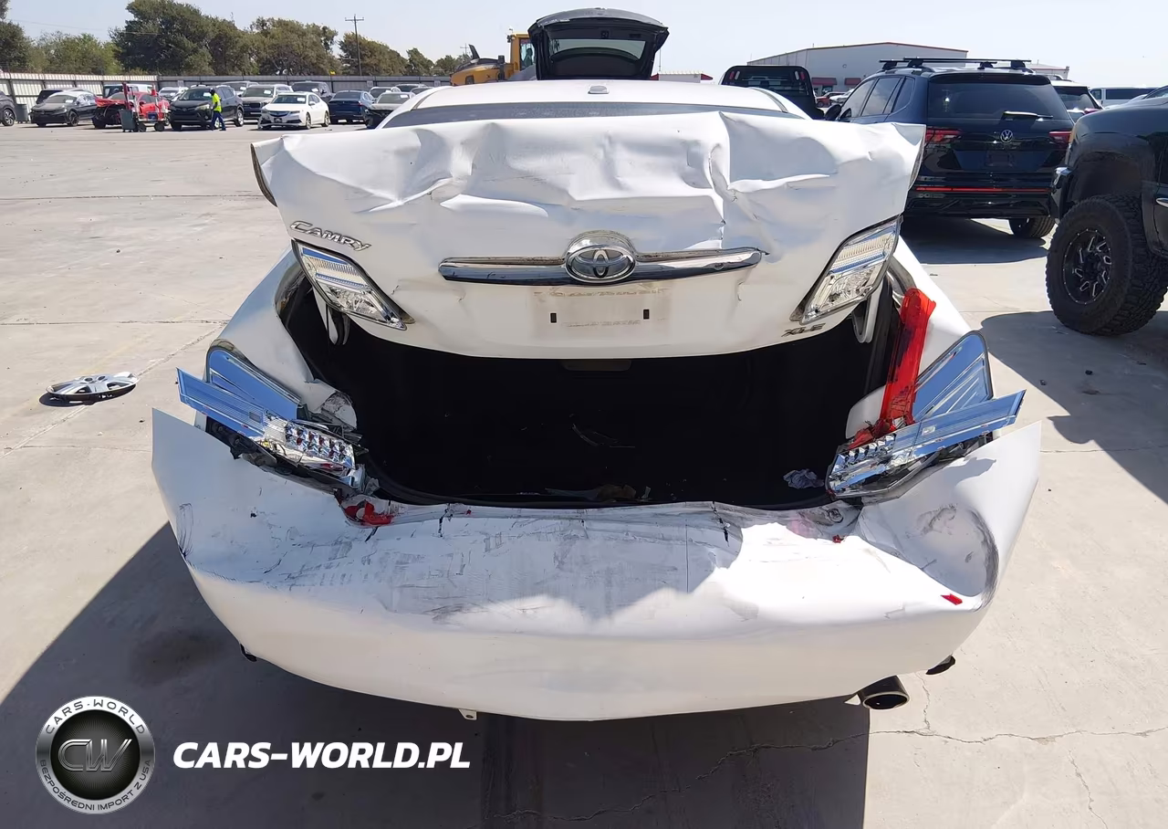 2010 Toyota Camry Xle VIN:4T1BF3EK5AU518842 - 17