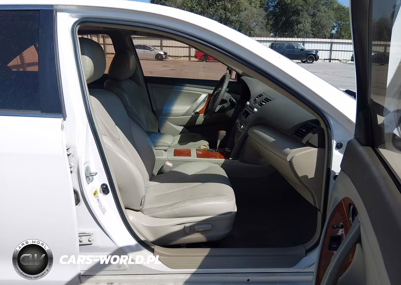 2010 Toyota Camry Xle VIN:4T1BF3EK5AU518842 - 5