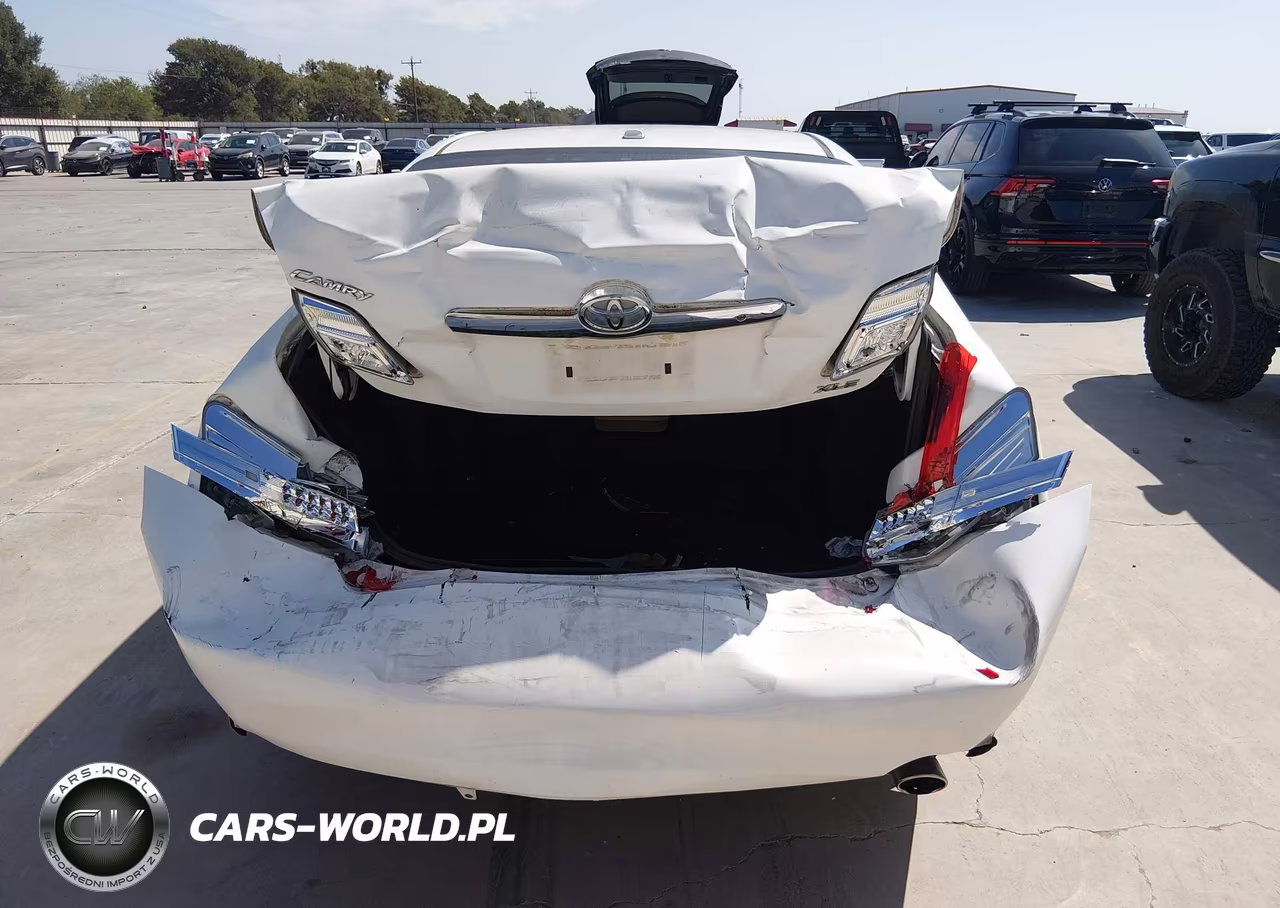2010 Toyota Camry Xle VIN:4T1BF3EK5AU518842 - 6