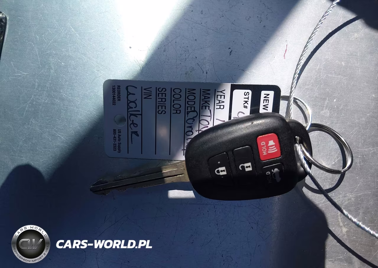 2015 Toyota Corolla Le VIN:5YFBURHE8FP219532 - 11