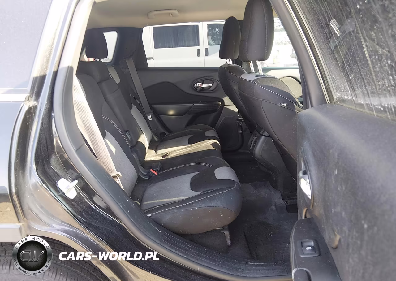 2014 Jeep Cherokee Latitude VIN:1C4PJLCB9EW205881 - 8