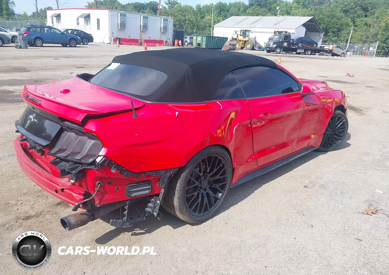 2020 Ford Mustang Ecoboost Premium VIN:1FATP8UH2L5106549 - 4