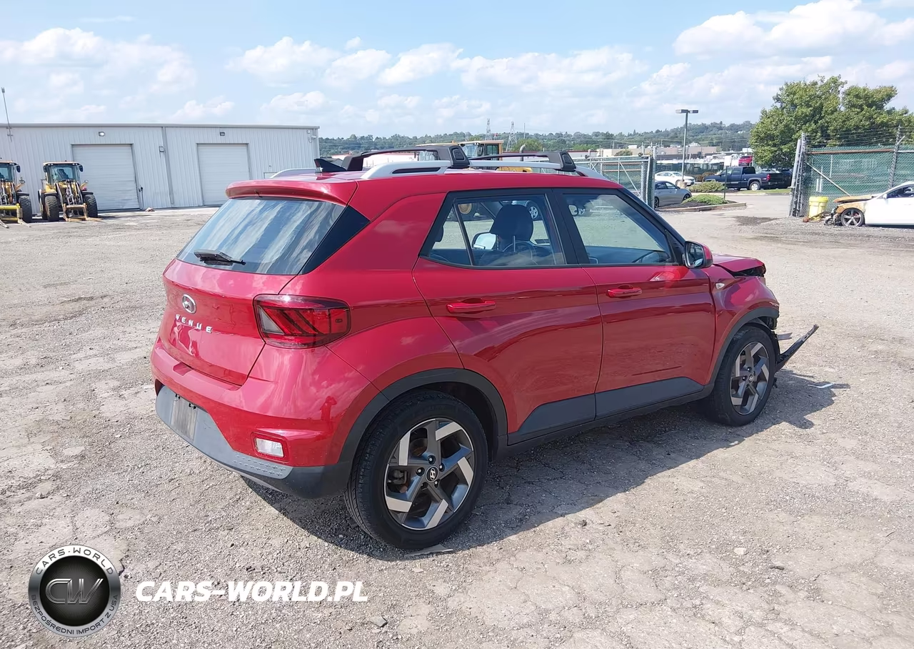 2022 Hyundai Venue Limited VIN:KMHRC8A3XNU152725 - 4
