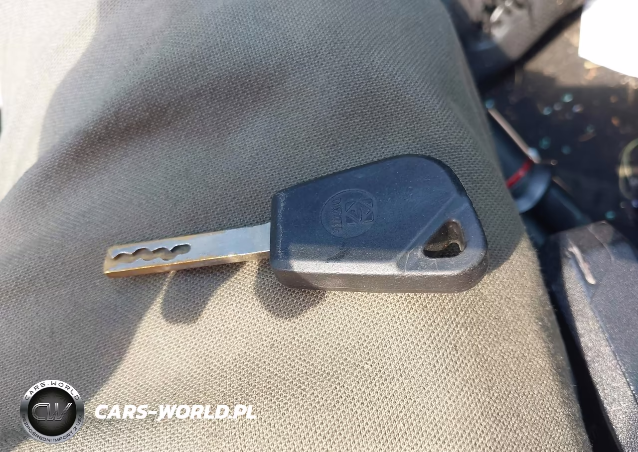 2019 Kia Forte S VIN:3KPF34AD0KE021015 - 11