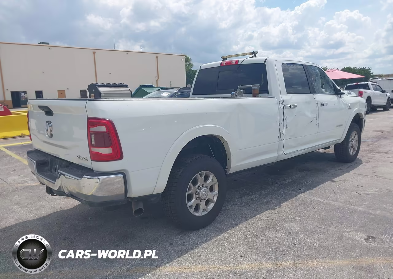 2022 Ram 3500 Laramie VIN:3C63R3JL1NG347795 - 4