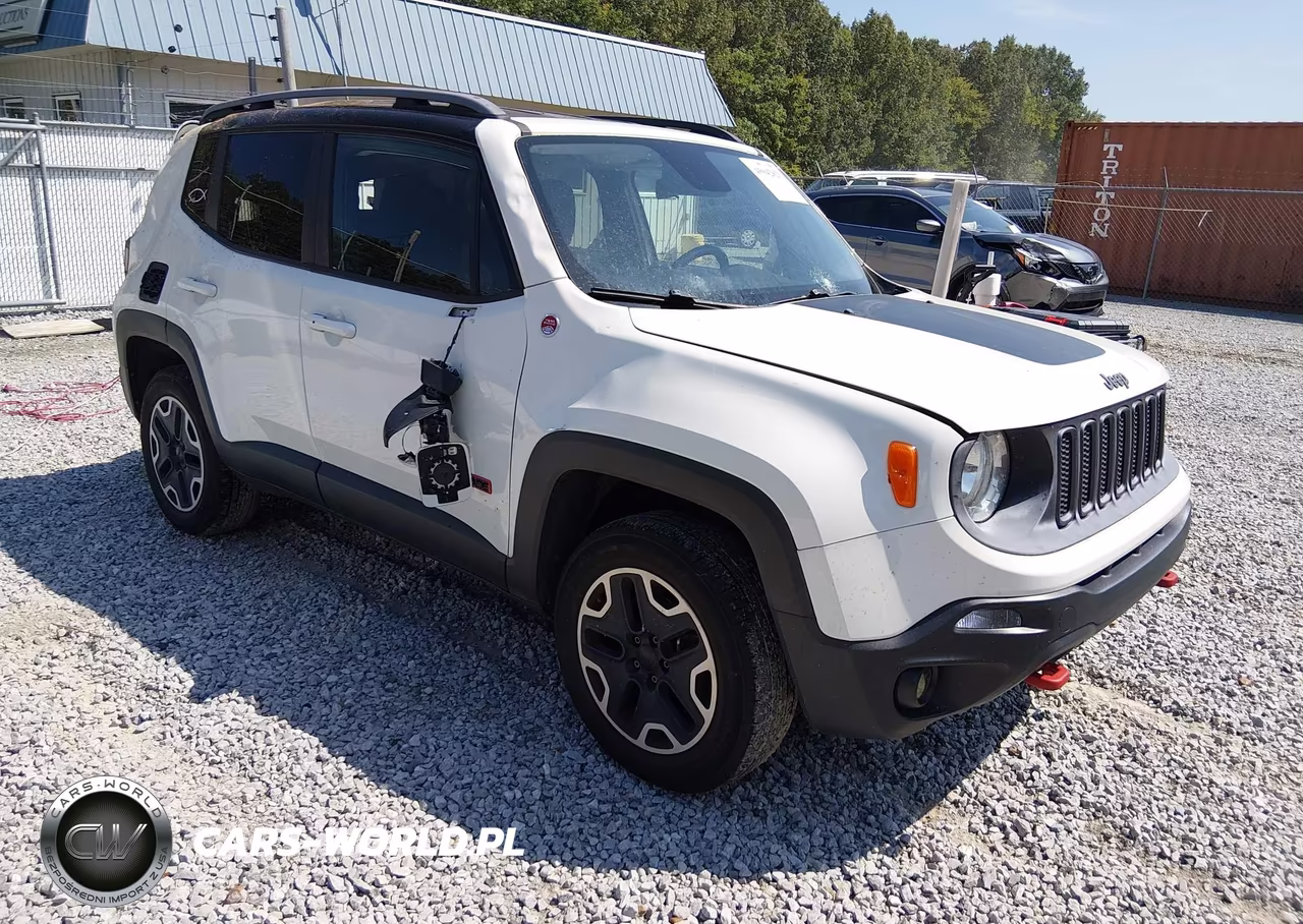 2015 Jeep Renegade Trailhawk VIN:ZACCJBCT8FPC35809 - 1