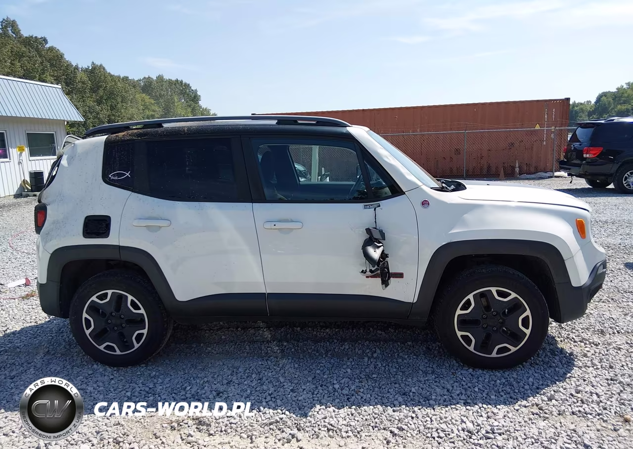 2015 Jeep Renegade Trailhawk VIN:ZACCJBCT8FPC35809 - 14