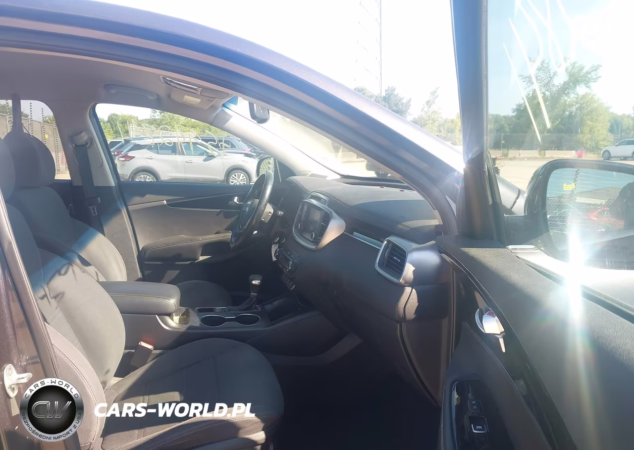 2019 Kia Sorento 3.3L Lx VIN:5XYPGDA52KG553208 - 5
