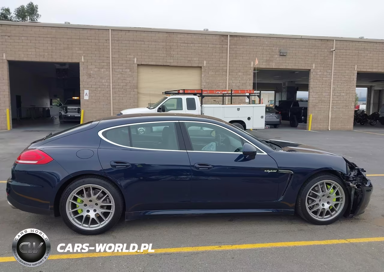 2016 Porsche Panamera E-Hybrid S VIN:WP0AD2A78GL040870 - 14