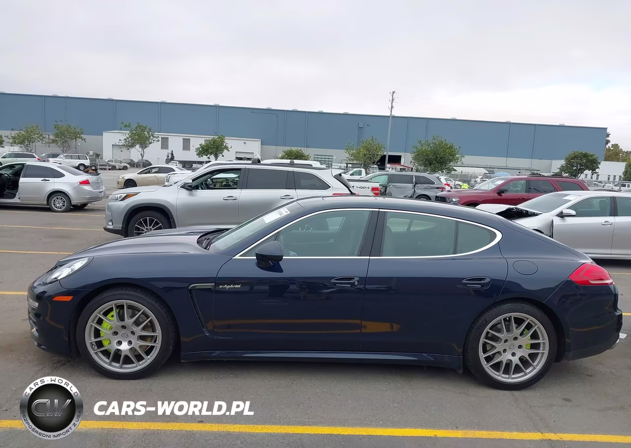 2016 Porsche Panamera E-Hybrid S VIN:WP0AD2A78GL040870 - 15