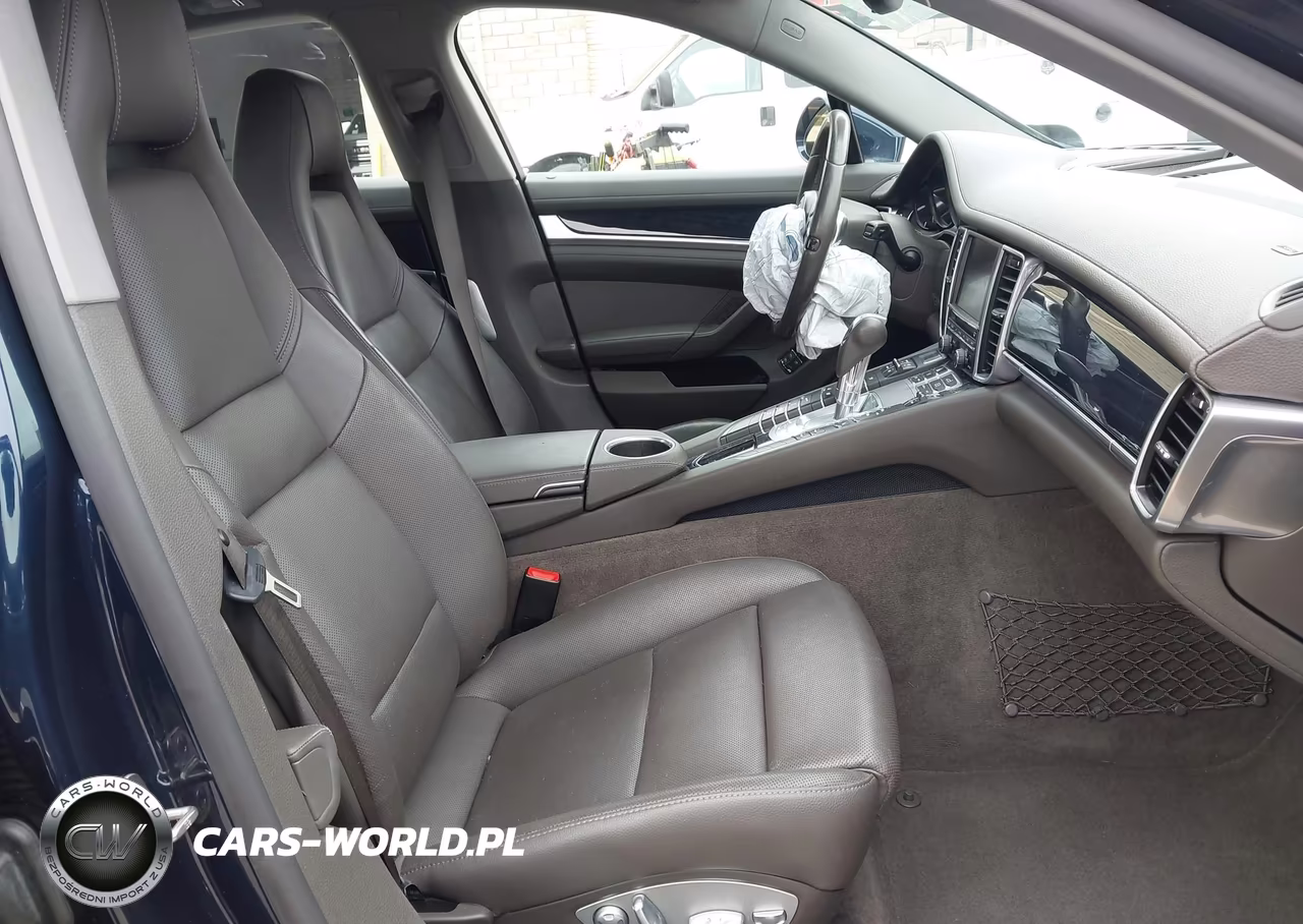 2016 Porsche Panamera E-Hybrid S VIN:WP0AD2A78GL040870 - 5
