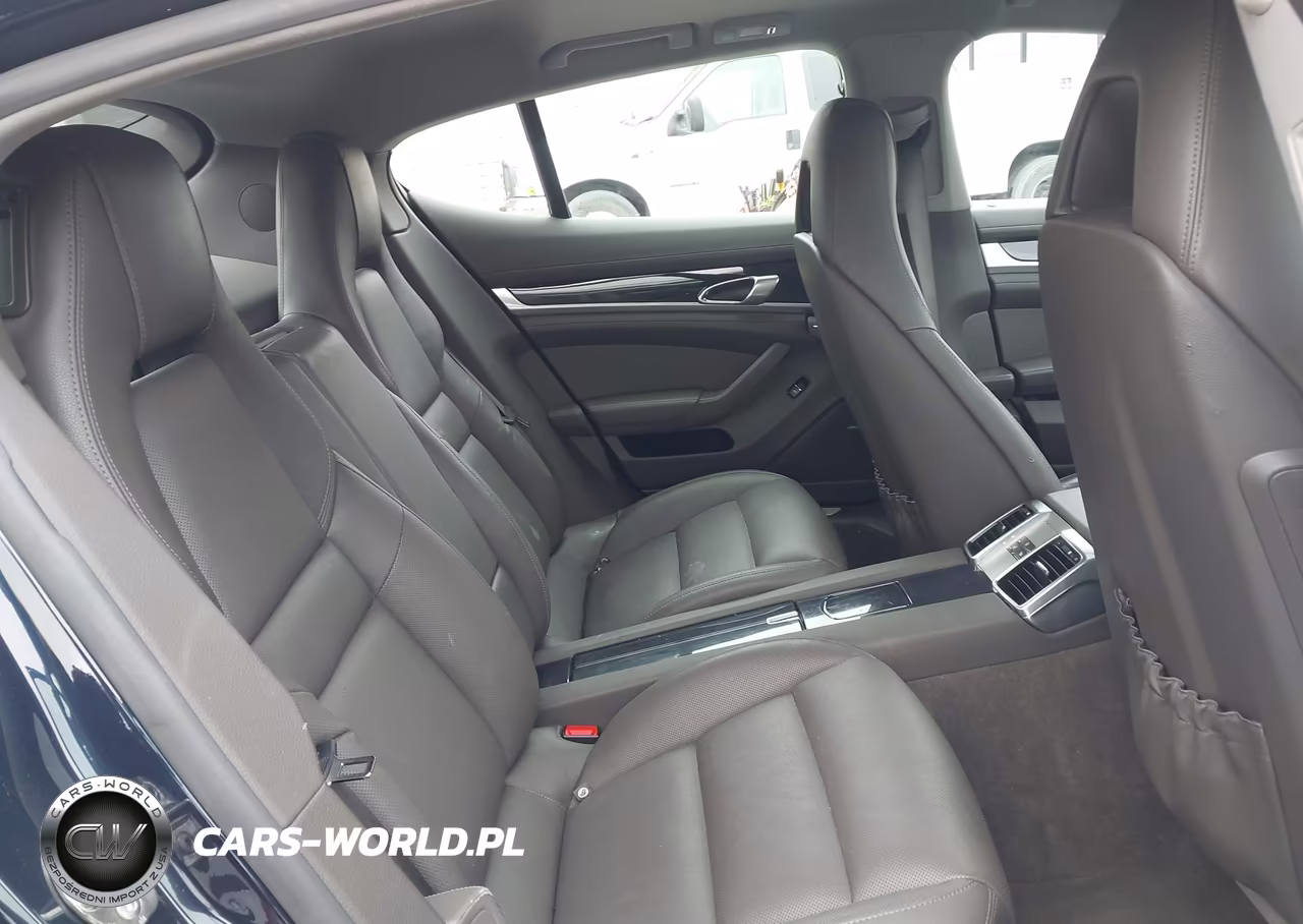 2016 Porsche Panamera E-Hybrid S VIN:WP0AD2A78GL040870 - 8