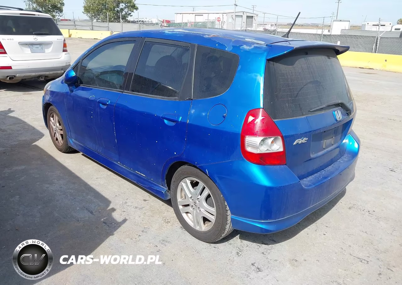 2008 Honda Fit Sport VIN:JHMGD38688S067828 - 3