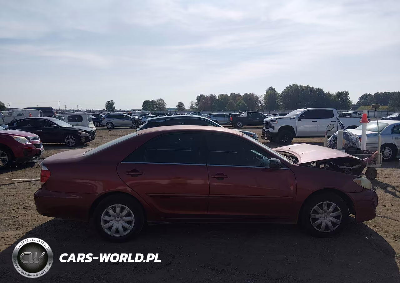 2005 Toyota Camry Le VIN:4T1BE32K65U426507 - 12