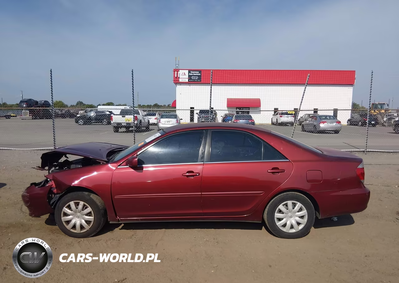 2005 Toyota Camry Le VIN:4T1BE32K65U426507 - 13
