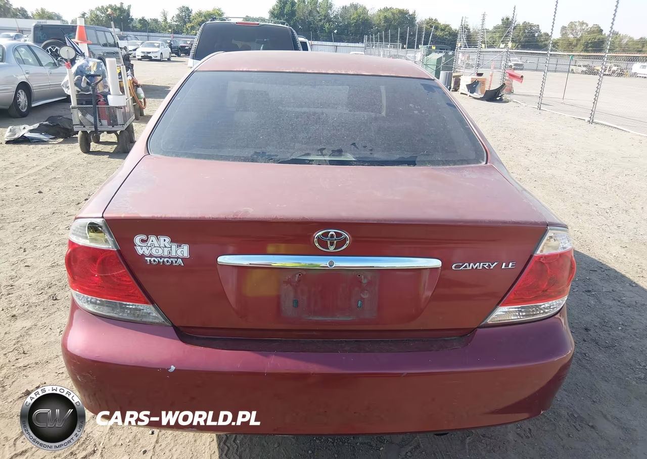 2005 Toyota Camry Le VIN:4T1BE32K65U426507 - 15