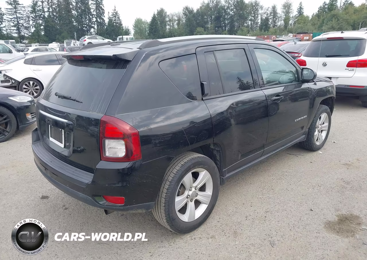2016 Jeep Compass Sport VIN:1C4NJCBA8GD715668 - 4