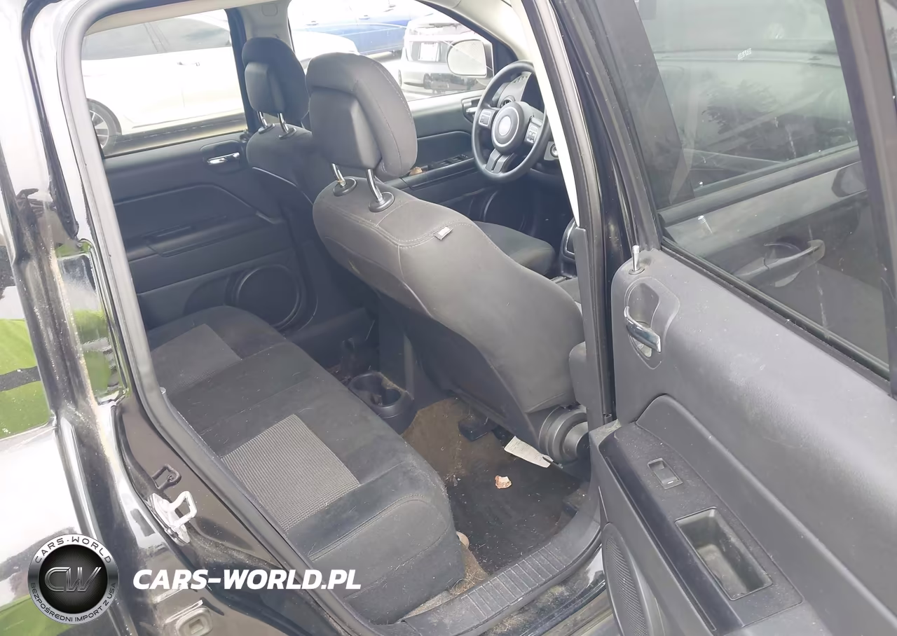 2016 Jeep Compass Sport VIN:1C4NJCBA8GD715668 - 8