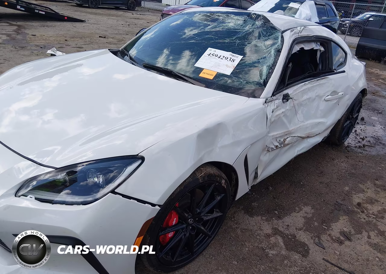 2025 Toyota Gr86 Premium VIN:JF1ZNBE19S9758509 - 6