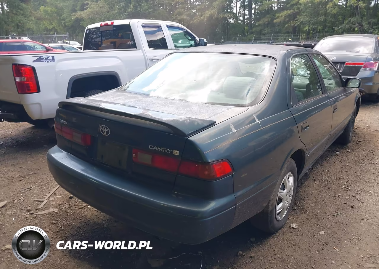 1997 Toyota Camry Le VIN:4T1BG22K3VU104086 - 4