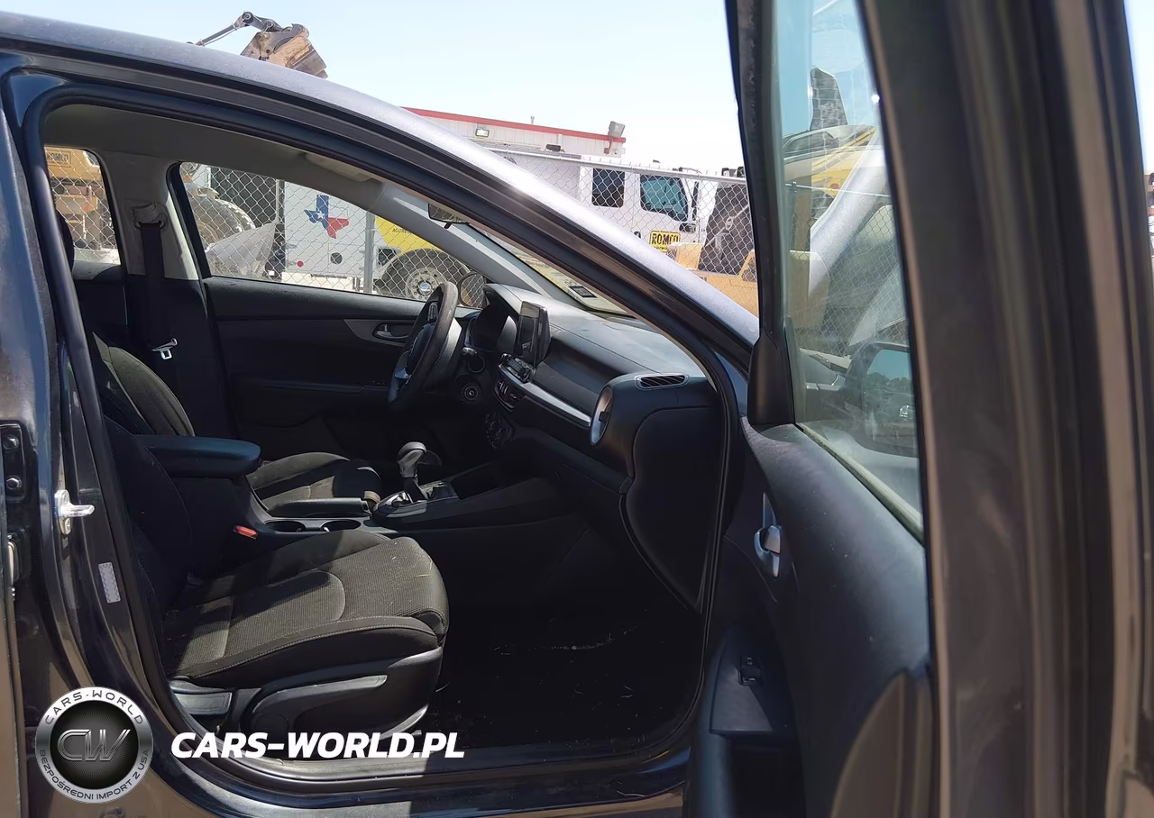 2021 Kia Forte Lxs VIN:3KPF24AD6ME264589 - 5