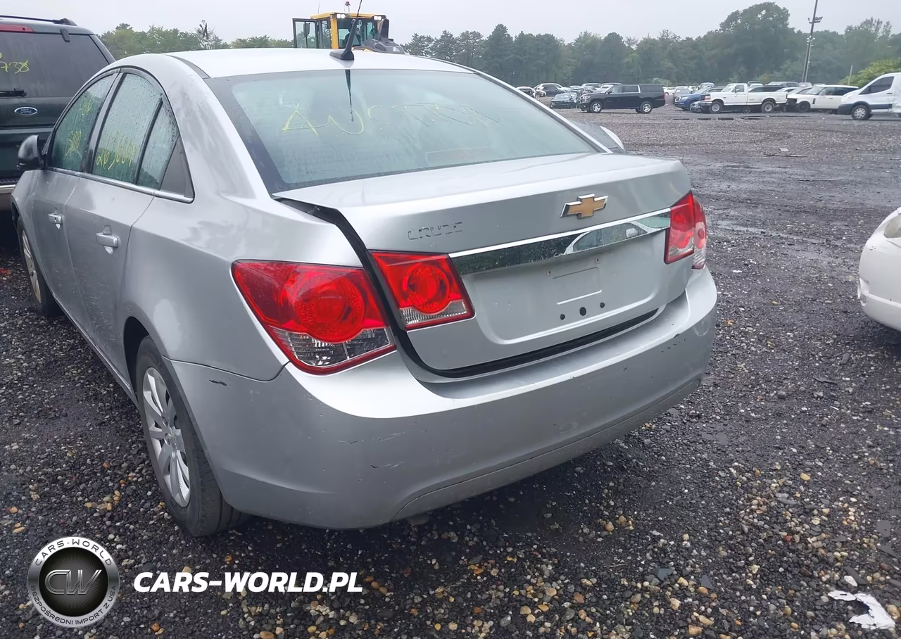 2011 Chevrolet Cruze Ls VIN:1G1PC5SH9B7134868 - 6